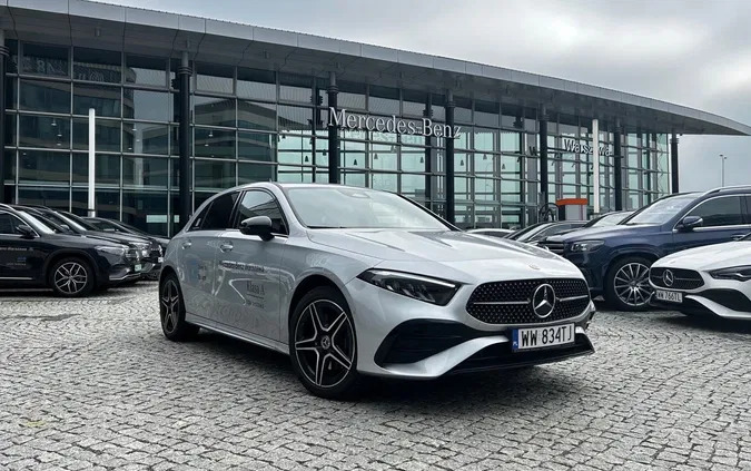 mercedes benz klasa a daleszyce Mercedes-Benz Klasa A cena 194900 przebieg: 7412, rok produkcji 2023 z Daleszyce